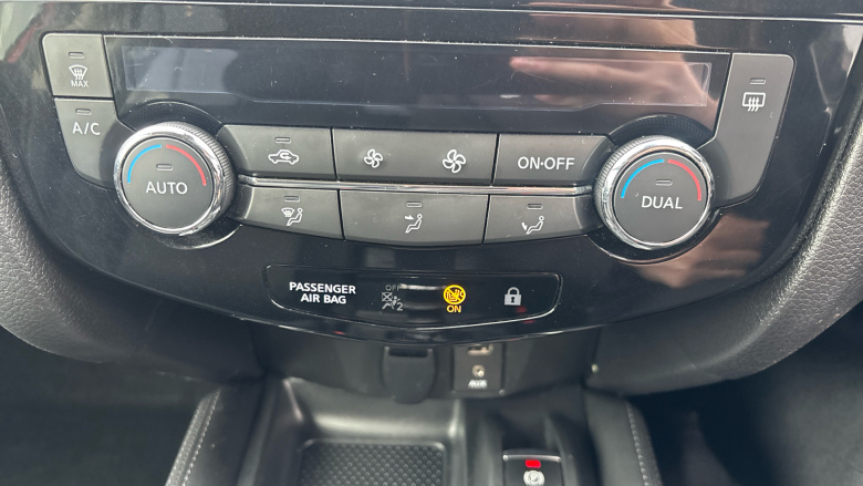 Nissan X-Trail 1.7 dCi N-Connecta 5dr Diesel Station Wagon